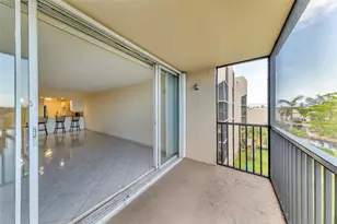 7 Royal Palm Way, Boca Raton, FL 33432 - Photo 6