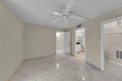 7 Royal Palm Way, Boca Raton, FL 33432 - Photo 18