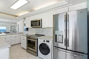 1021 Hillsboro Mile, Hillsboro Beach, FL 33062 - Photo 14