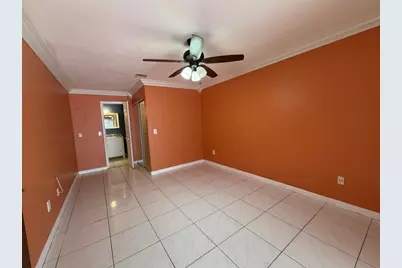 2035 Winners Circle, North Lauderdale, FL 33068 - Photo 4