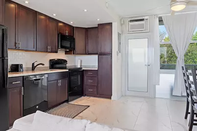 1200 N Fort Lauderdale Beach Boulevard #204, Fort Lauderdale, FL 33304 - Photo 2