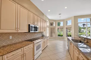 9881 Casa Mar Dr, Lake Worth, FL 33467 - Photo 4