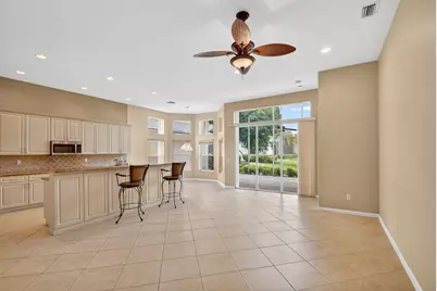9881 Casa Mar Drive, Lake Worth, FL 33467 - Photo 8