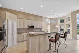 9881 Casa Mar Dr, Lake Worth, FL 33467 - Photo 8