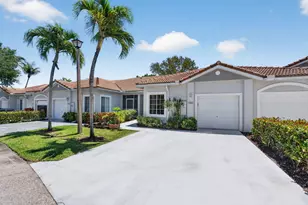 1092 SW 42nd Ave, Deerfield Beach, FL 33442 - Photo 4