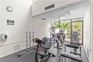 2226 N Cypress Bend Dr, Pompano Beach, FL 33069 - Photo 30