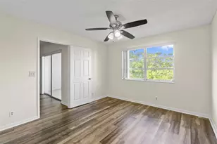2226 N Cypress Bend Dr, Pompano Beach, FL 33069 - Photo 14