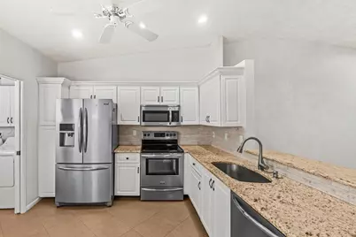 6079 Millington Way, Delray Beach, FL 33484 - Photo 8