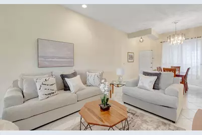 7472 La Paz Boulevard #302, Boca Raton, FL 33433 - Photo 6