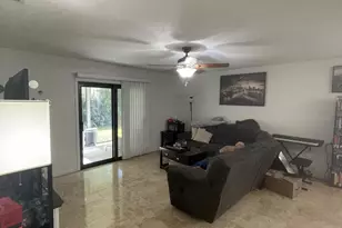 468 NE 42nd St, Boca Raton, FL 33431 - Photo 10