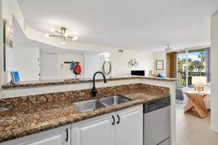 157 Yacht Club Way, Hypoluxo, FL 33462 - Photo 12
