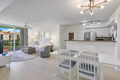 157 Yacht Club Way #206, Hypoluxo, FL 33462 - Photo 8