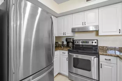 157 Yacht Club Way #206, Hypoluxo, FL 33462 - Photo 12