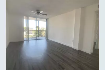 19455 NE 10 Avenue #05-409, North Miami Beach, FL 33179 - Photo 2