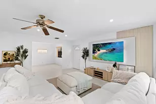 111 Weybridge Cir, Royal Palm Beach, FL 33411 - Photo 10
