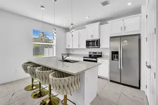 7268 Lenora Ln, Wellington, FL 33467 - Photo 4