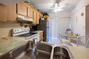 9279 Wedgewood Dr, Tamarac, FL 33321 - Photo 14