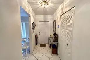9279 Wedgewood Dr, Tamarac, FL 33321 - Photo 18