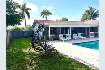2300 NE 26th Avenue, Pompano Beach, FL 33062 - Photo 32
