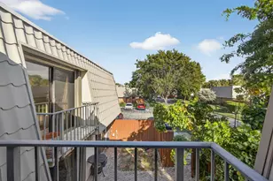 1700 Embassy Dr, West Palm Beach, FL 33401 - Photo 12