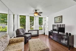 3716 Whitehall Dr, West Palm Beach, FL 33401 - Photo 14