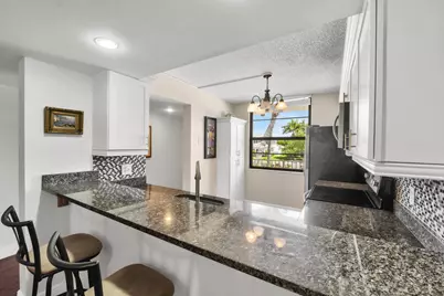 3716 Whitehall Drive #202, West Palm Beach, FL 33401 - Photo 10