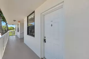 3716 Whitehall Dr, West Palm Beach, FL 33401 - Photo 20