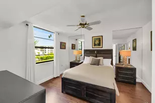 3716 Whitehall Dr, West Palm Beach, FL 33401 - Photo 4