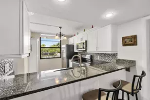 3716 Whitehall Dr, West Palm Beach, FL 33401 - Photo 12