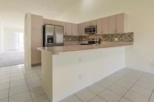21390 Millbrook Ct, Boca Raton, FL 33498 - Photo 8