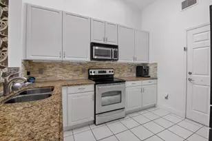 17257 Boca Club Blvd, Boca Raton, FL 33487 - Photo 12