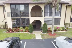 320 Pine Ridge Cir, Greenacres, FL 33463 - Photo 34