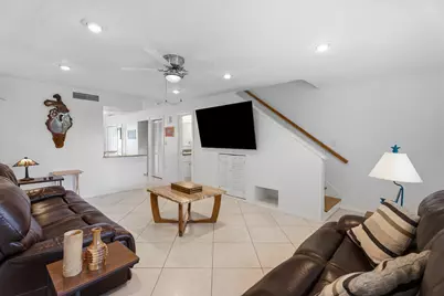 2801 N Hwy A1A #Apt E, Fort Pierce, FL 34949 - Photo 8