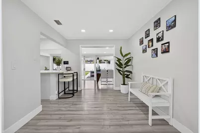 326 Alhambra Place, West Palm Beach, FL 33405 - Photo 14