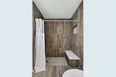 326 Alhambra Place, West Palm Beach, FL 33405 - Photo 38