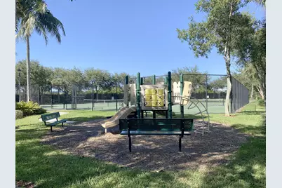 3746 Torres Circle, West Palm Beach, FL 33409 - Photo 48