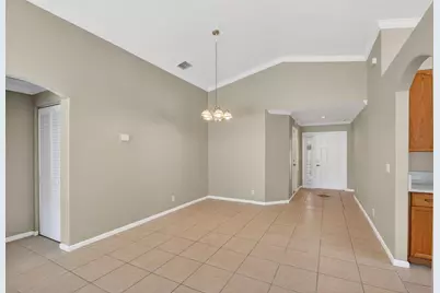 3746 Torres Circle, West Palm Beach, FL 33409 - Photo 10