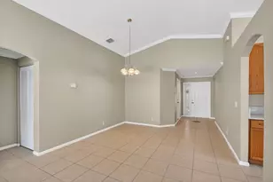 3746 Torres Cir, West Palm Beach, FL 33409 - Photo 10