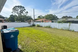 1405 Pace Dr NW, Palm Bay, FL 32907 - Photo 20