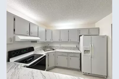 102 Lake Pine Circle #D-1, Greenacres, FL 33463 - Photo 4