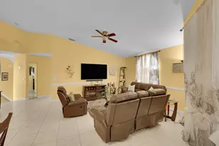 5379 Verona Dr, Boynton Beach, FL 33437 - Photo 4