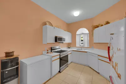5379 Verona Drive #H, Boynton Beach, FL 33437 - Photo 8