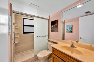 2205 S Cypress Bend Dr, Pompano Beach, FL 33069 - Photo 14