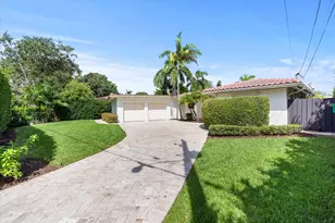 2625 NE 12th St, Fort Lauderdale, FL 33304 - Photo 2