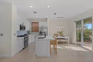 546 Tomahawk Ct, Palm Beach Gardens, FL 33410 - Photo 6