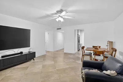 9101 Jacaranda Lane #107, Plantation, FL 33324 - Photo 8