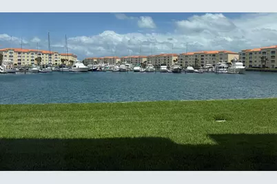 11 W Harbour Isle Dr W #105, Fort Pierce, FL 34949 - Photo 16