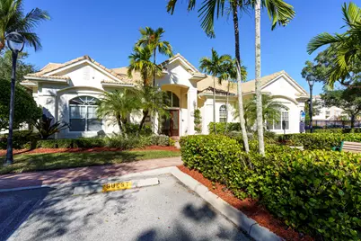 1201 Myrtlewood Circle E, Palm Beach Gardens, FL 33418 - Photo 14