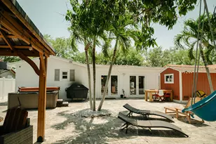 4815 Johnson St, Hollywood, FL 33021 - Photo 2
