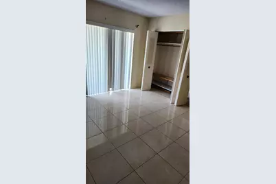 102 Andover D, West Palm Beach, FL 33417 - Photo 4